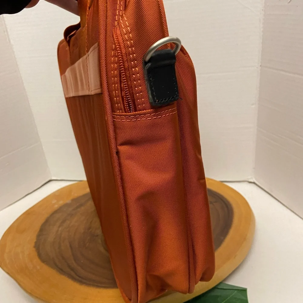 LongChamp Burnt Orange Laptop Messenger Bag & Laptop Folder sleeve